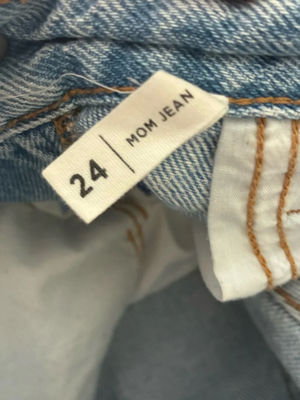 PACSUN women’s 24 distressed jeans & shorts Lot of 3 pairs Denim Light Wash